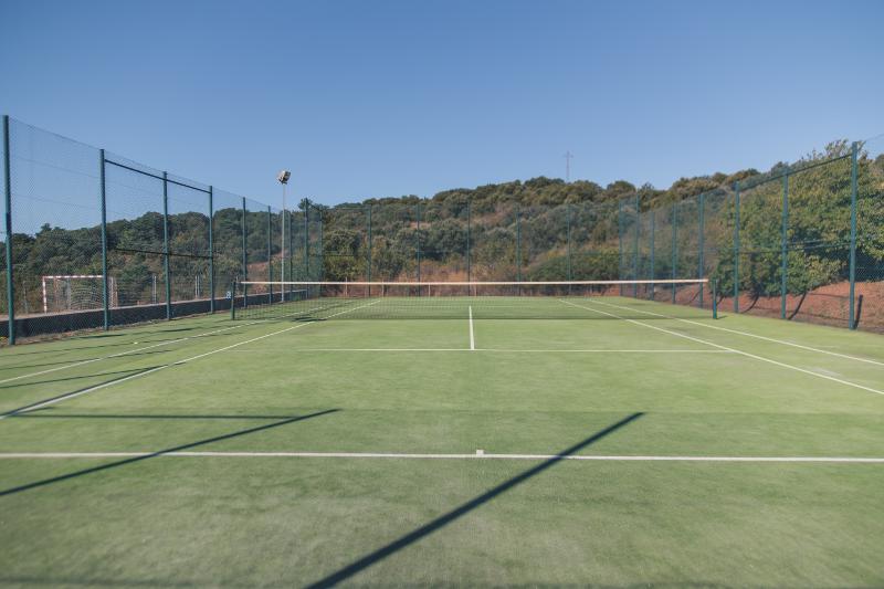 pistas deportivas para los jovenes del campamento tecnologico en tarragona