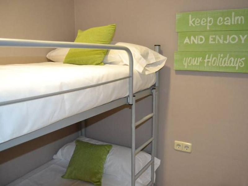 Dos literas en tu residencia en el campamento futbol Madrid