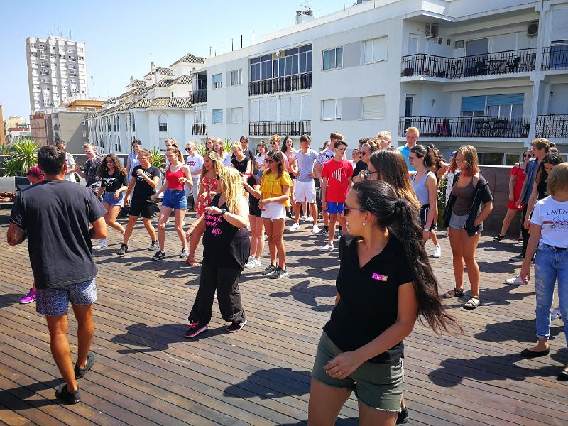 Clases de salsa en el curso de español en españa