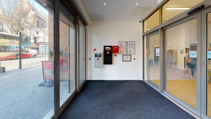 Hall de entrada en el curso de verano en inglaterra