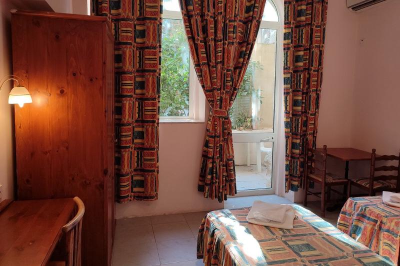 Habitación doble en el curso de Idiomas juvigo en malta 