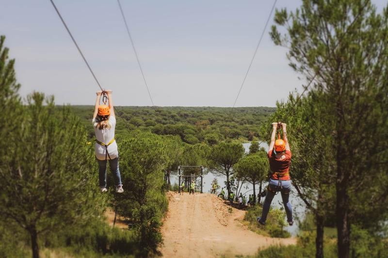 cuesta abajo en el campamento de verano huelva