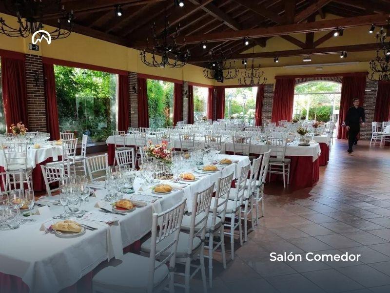 Salón comedor del campamento de verano