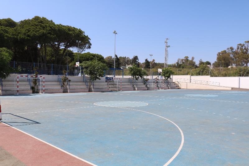 La foto de una cancha de deportes en un campamento en cadiz