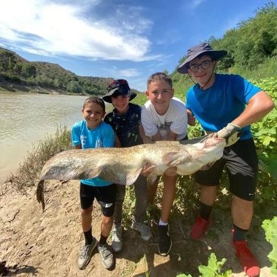 Campamento Internacional de Pesca en España Semana Santa - Barruera