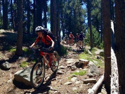 Campamentos de Mountain Bike 2025