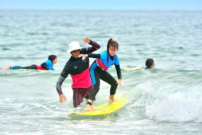 Campamentos Surf en Salinas 2025