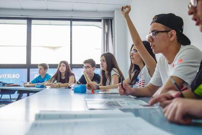 Cursos de Idiomas en Verano 2025