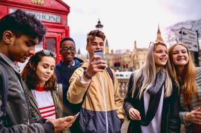 Cursos de Idiomas en Inglaterra 2025