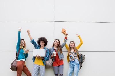 Cursos de Verano de Inglés para Adolescentes 2025