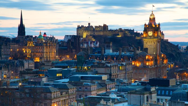 ¿Quieres estudiar inglés en Escocia?
