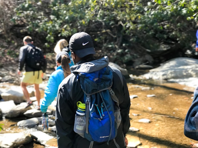 Caminata en qué llevar a un camping