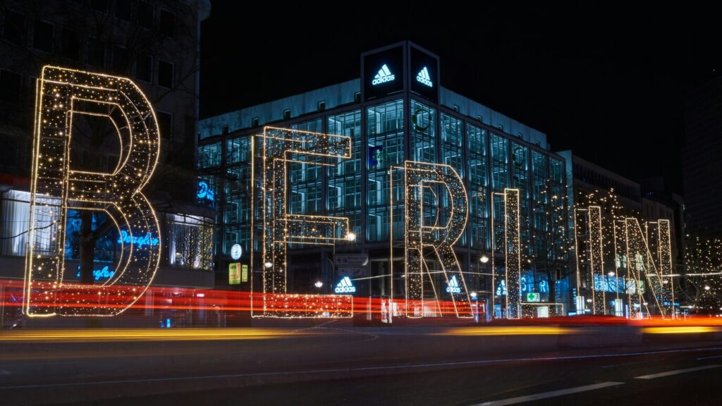 La palabra berlin en la ciudad donde estudiar aleman en alemania